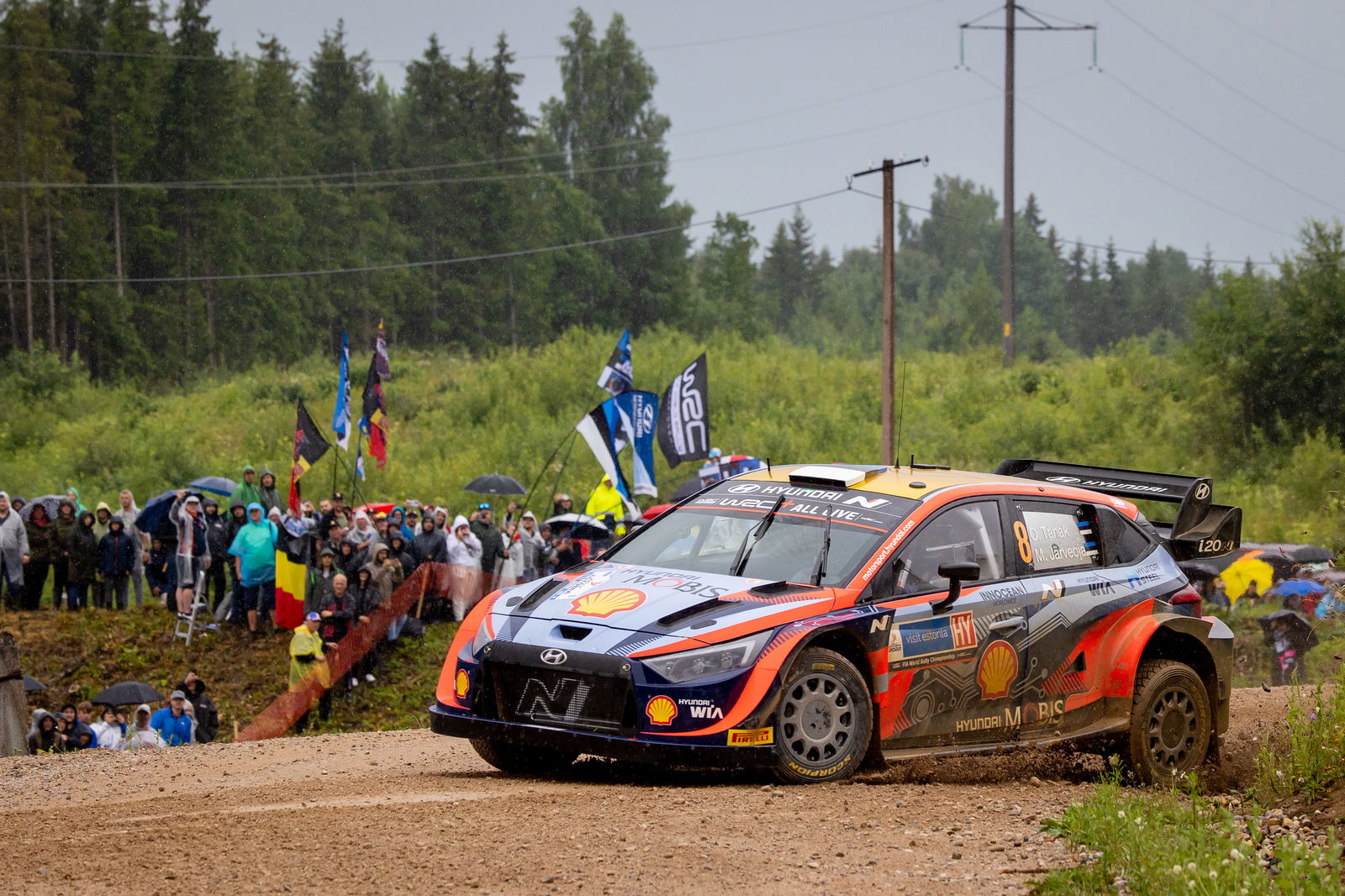 WRC Estonia: Momen Stage Akhir Evans Buat Rovanpera di Puncak